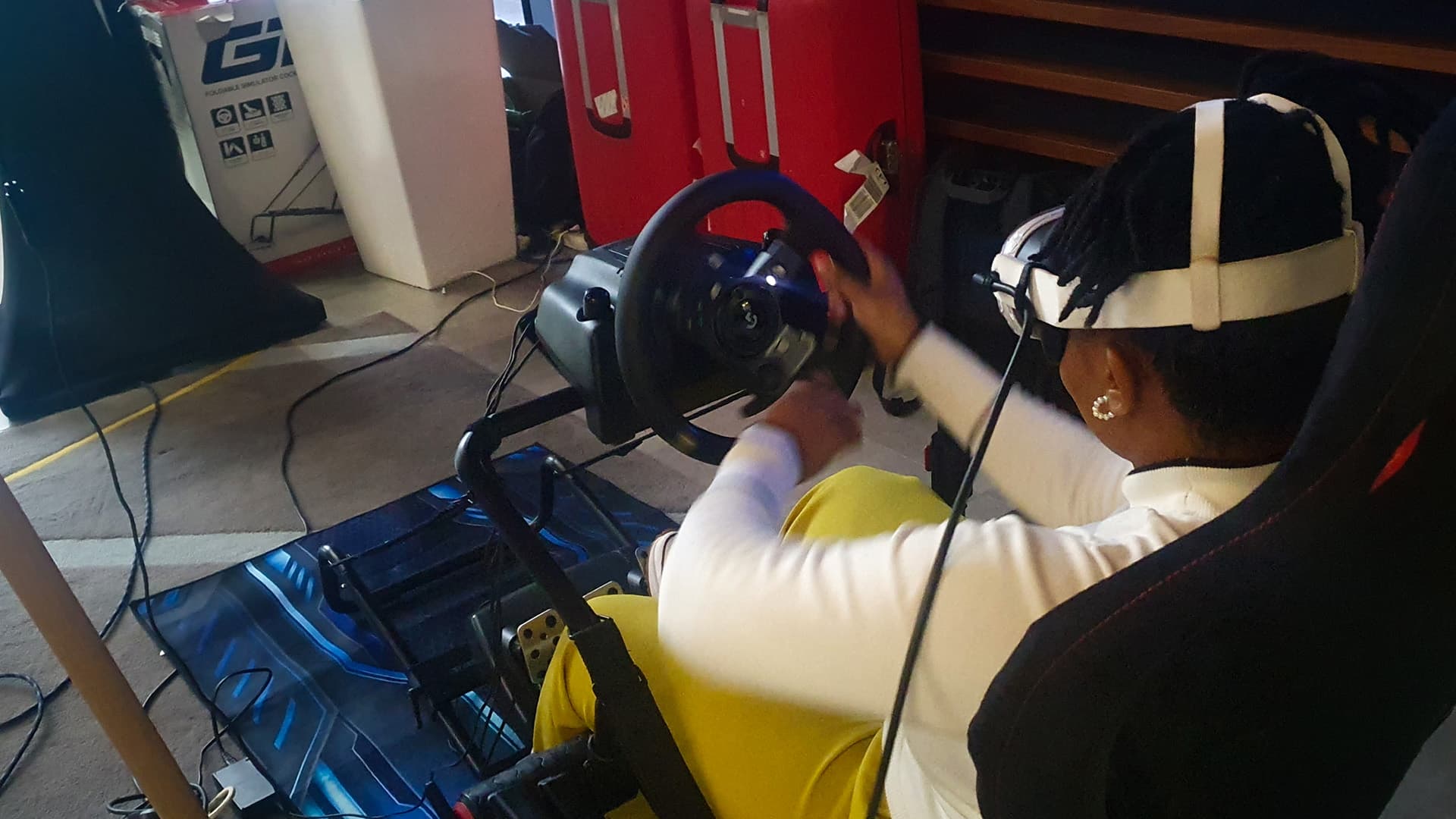 VR Racing Expert Operation